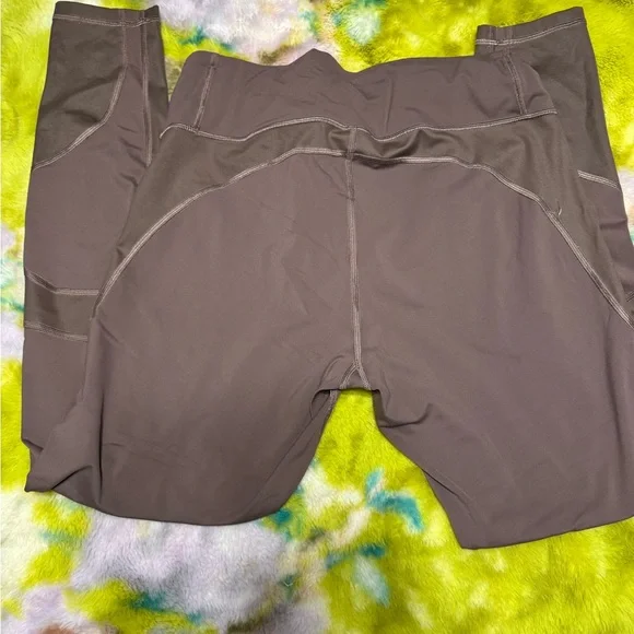 Lululemon 7/8 leggings - Picture 4 of 4